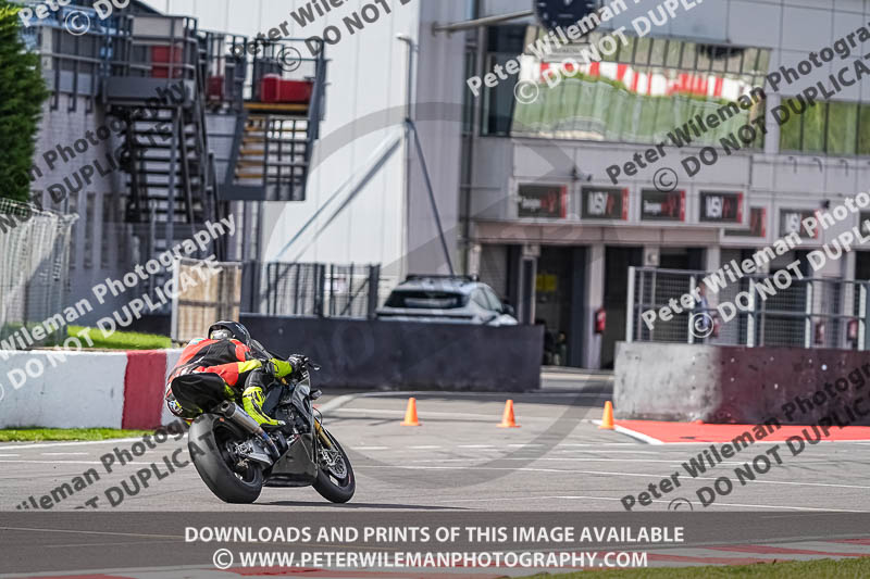 donington no limits trackday;donington park photographs;donington trackday photographs;no limits trackdays;peter wileman photography;trackday digital images;trackday photos